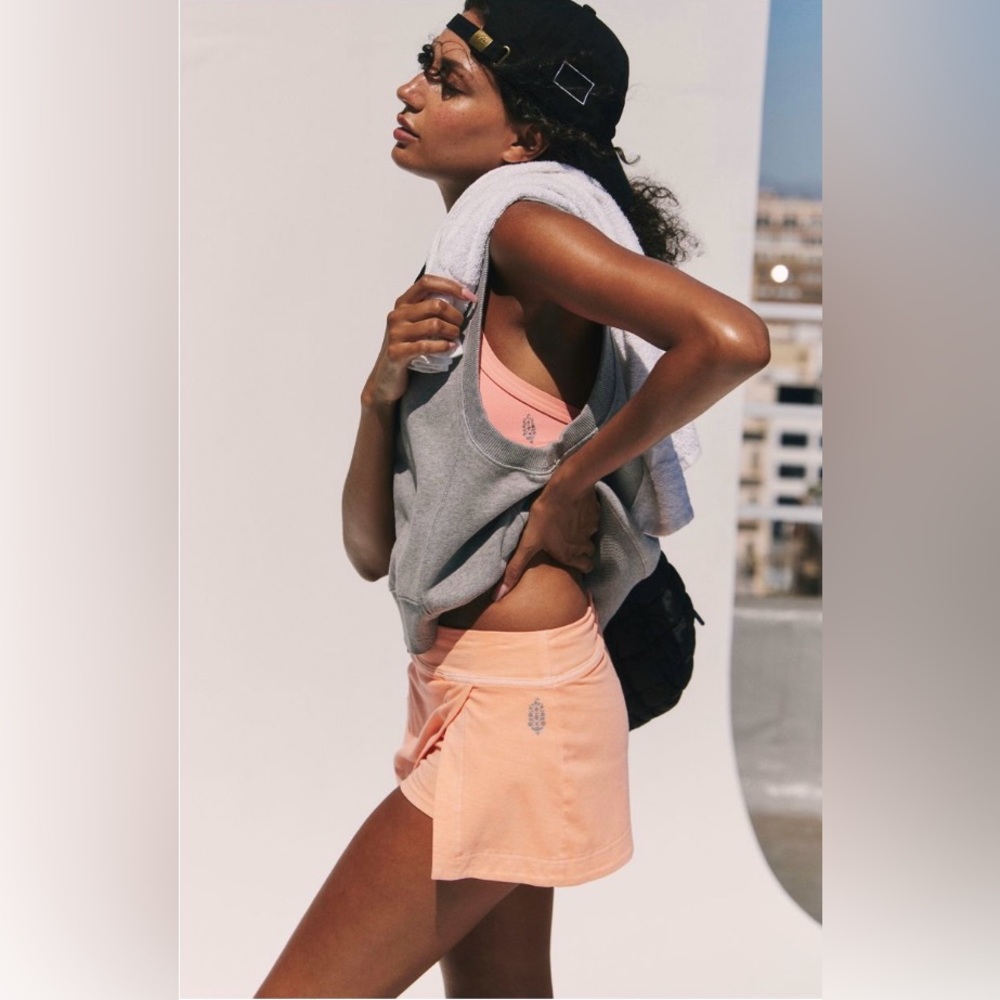 Free People Movement ~ Hot Shot Mini Skort ~ *NWT ~ Pastel Peach ~ XS ~ - Picture 12 of 12